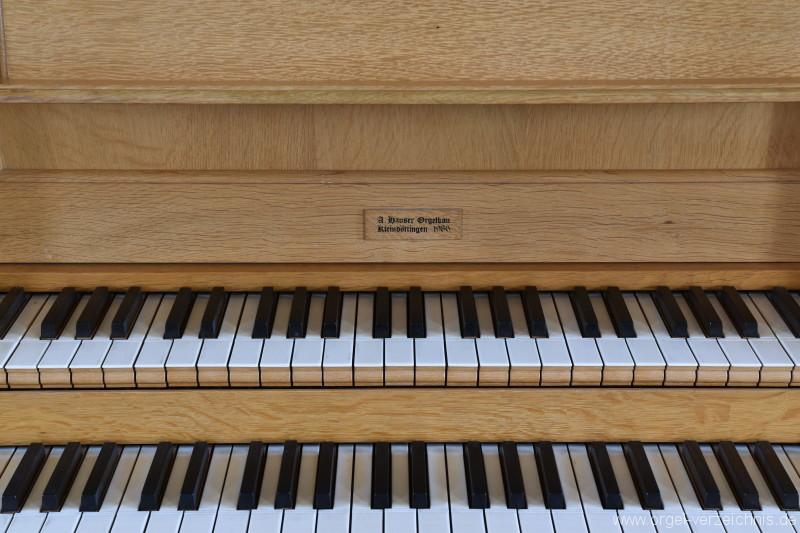 Hornussen - St. Mauritius Orgel Spieltisch