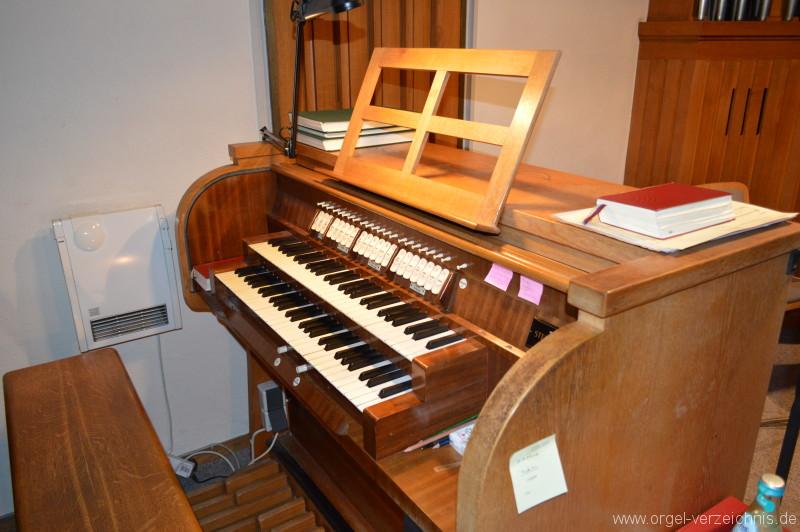 Zell im Wiesental - Evangelische Stadtkirche Orgel Spieltisch