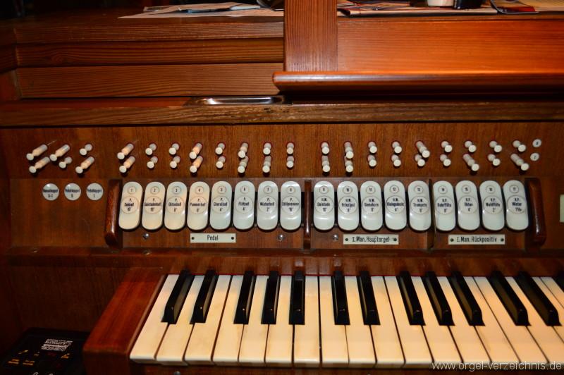 Zell im Wiesental/Atzenbach – St. Mariä Himmelfahrt Orgel Spieltisch