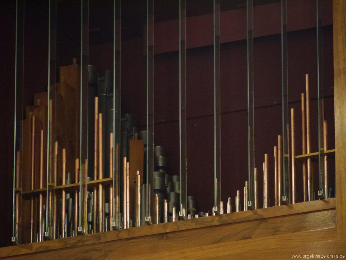 Dresden Diakonissenhauskirche Schwellbrustwerk II Orgel Verzeichnis