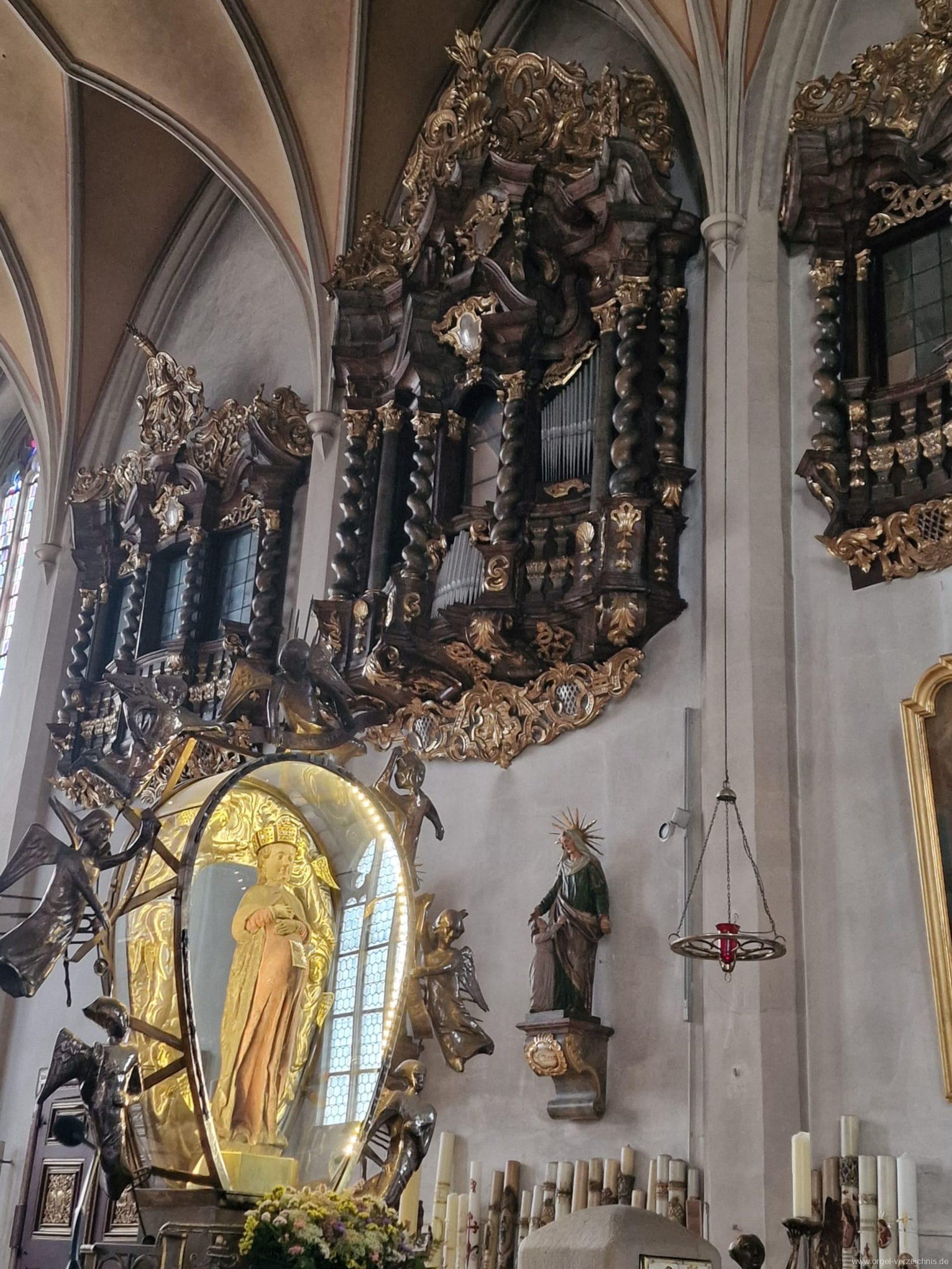 Bogenberg Wallfahrtskirche Mariä Himmelfahrt Innenansicht (1) Orgel